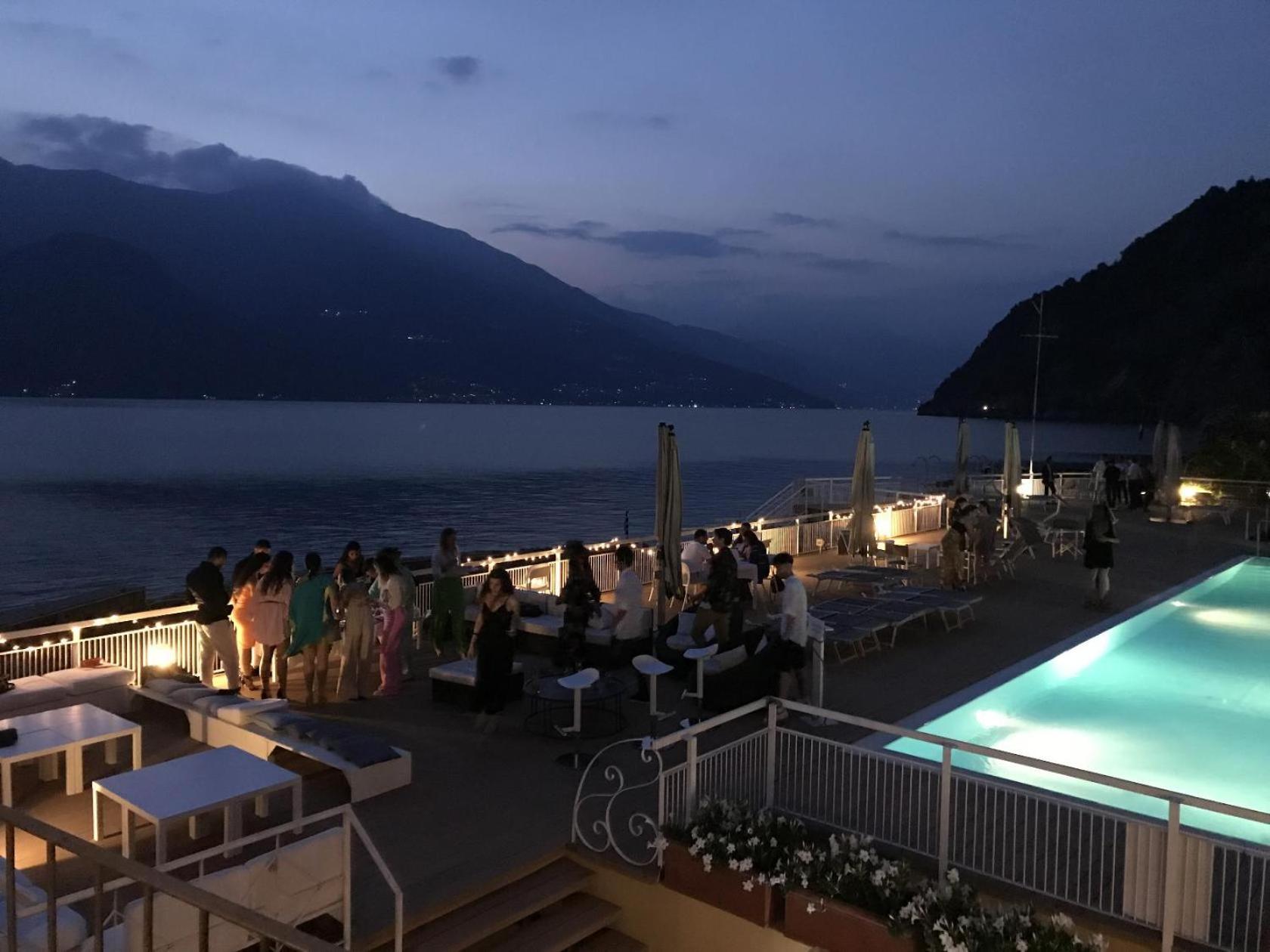 Tosca House 2 Bed and Breakfast Βαρένα Εξωτερικό φωτογραφία