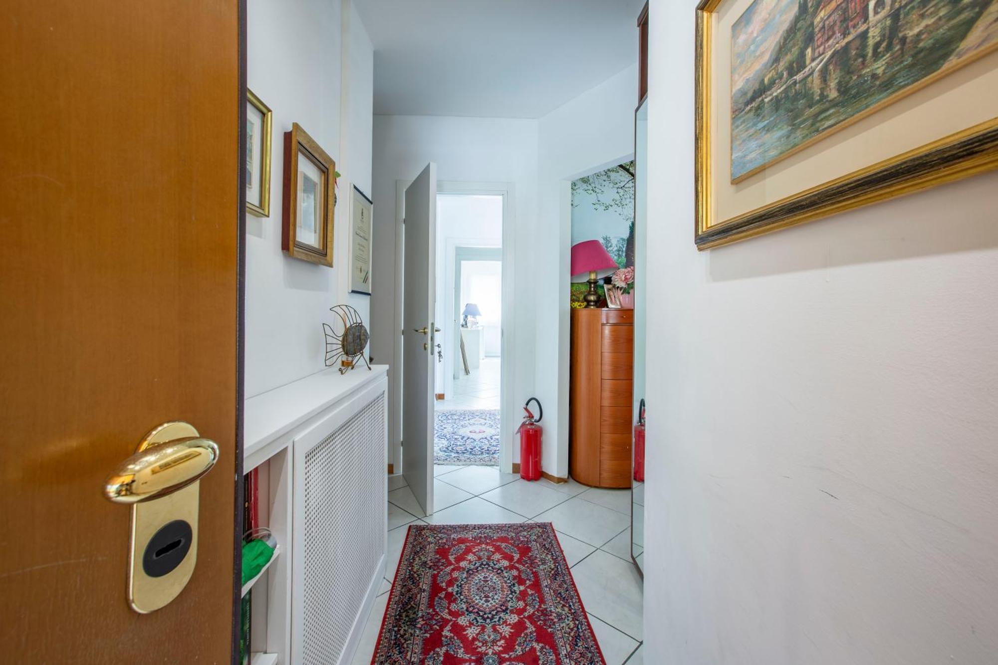 Tosca House 2 Bed and Breakfast Βαρένα Εξωτερικό φωτογραφία