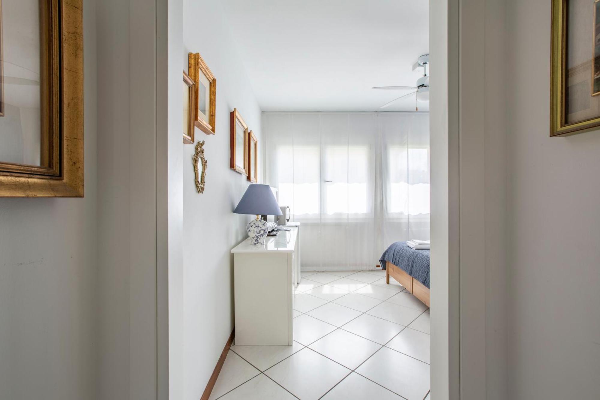 Tosca House 2 Bed and Breakfast Βαρένα Εξωτερικό φωτογραφία
